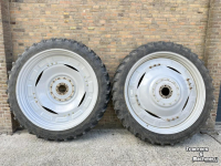 Wheels, Tyres, Rims & Dual spacers Kleber 270/95R54