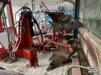 Ploughs Kuhn 4-schaar