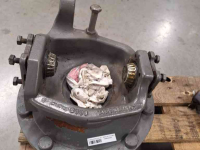 Used parts for tractors Massey Ferguson Eindaandrijving vooras rechts Dana incompleet