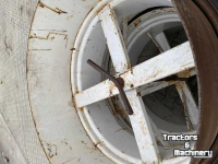 Wheels, Tyres, Rims & Dual spacers Taurus 580/70 R38