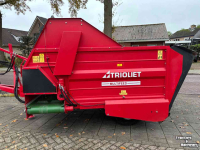 Vertical feed mixer Trioliet blokken doseerwagen