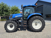 Tractor New Holland T7.210 AutoCommand. Fronthef, Vooras vering. 40km eco