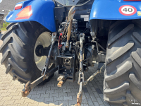 Tractor New Holland T7.210 AutoCommand. Fronthef, Vooras vering. 40km eco
