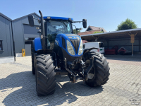 Tractor New Holland T7.210 AutoCommand. Fronthef, Vooras vering. 40km eco