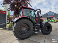 Tractor Valtra N175