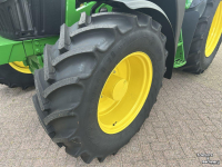 Tractor John Deere 6M 125