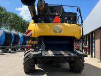 Combine New Holland CR 8.80