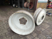 Wheels, Tyres, Rims & Dual spacers  38x10