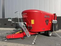 Vertical feed mixer Peecon Airmix  Future VMT 160 Voermengwagen
