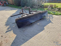 Silage spreader Rogedi dubbele kuilverdeler