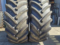 Wheels, Tyres, Rims & Dual spacers BKT 710/70R42 VF. V-Flecto. Demoset