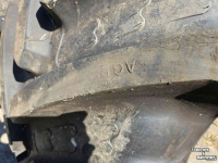 Wheels, Tyres, Rims & Dual spacers BKT 710/70R42 VF. V-Flecto. Demoset