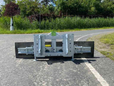 Rubber yard scraper Zocon 1.90m en 2.70m Eurotrac / Giant