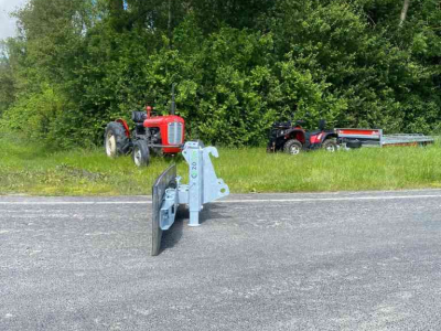 Rubber yard scraper Zocon 1.90m en 2.70m Eurotrac / Giant