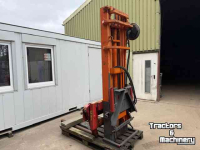Other transport and industrial equipment and accessories Wifo hefmast met balenklem