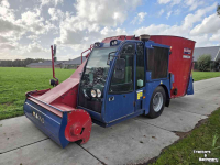 Self-propelled feed mixer Siloking SF13 zelfrijdende voermengwagen