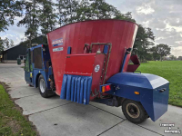 Self-propelled feed mixer Siloking SF13 zelfrijdende voermengwagen