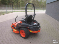 Ride-on mower Kubota KUBOTA Z2-481 - 122 CM MAAIDEK