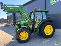 Tractor John Deere 5720