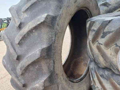 Wheels, Tyres, Rims & Dual spacers Good Year 580/70R38