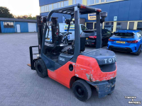 Forklift Toyota 52-8FDF25 diesel heftruck gebruikt
