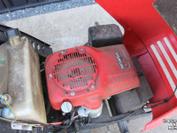 Ride-on mower Honda HF2213S zitmaaier maaitrekker gazonmaaier