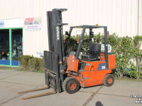 Forklift Nissan A25PU heftruck forklift gabelstapler gas