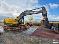 Excavator tracks Volvo EC 210 BLC