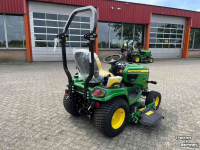 Ride-on mower John Deere X940 Zitmaaier