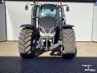 Tractor Valtra T154D