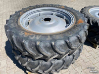 Wheels, Tyres, Rims & Dual spacers New Holland 340/85R38