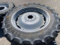 Wheels, Tyres, Rims & Dual spacers New Holland 340/85R38