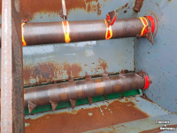 Sawdust spreader for boxes Ceres Instrooibak bietensnijder