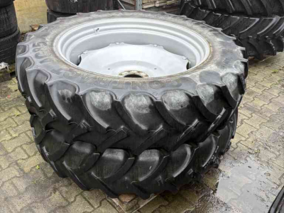 Wheels, Tyres, Rims & Dual spacers New Holland 340/85R38