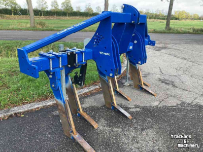 Deep subsoiler VSS MTO-UV6 voorzet woeler grubber sporenwisser