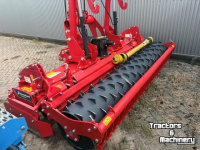 Rotary Harrow Kverneland rotorkopeg H-series 300, pakkerwals en hef