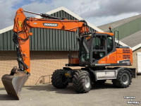 Excavator mobile Doosan DX140w-5