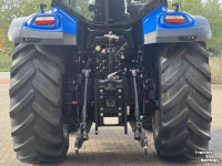 Tractor New Holland T7.260PLMI vario Stage V Fronthef+PTO Lucht Hydr. rem GPS 56km