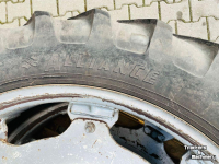 Wheels, Tyres, Rims & Dual spacers  12.4x46 op velg CNH set!