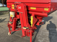 Fertilizer spreader Lely Lely centerliner SE