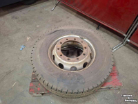 Wheels, Tyres, Rims & Dual spacers Bridgestone 315/70R22.5 M749