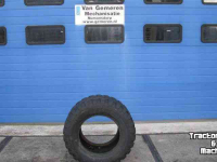Wheels, Tyres, Rims & Dual spacers Vredestein 380/55R17 Flotation 95%