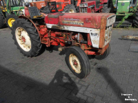 Small-track Tractor International 423