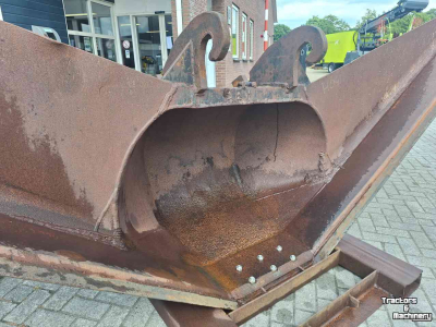 Excavator buckets  Taludbak CW30