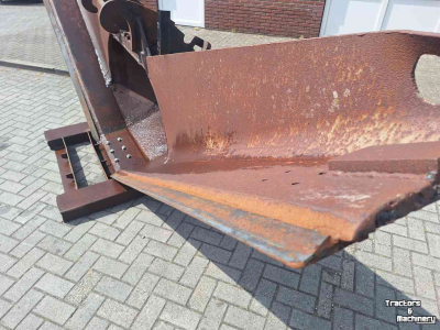 Excavator buckets  Taludbak CW30