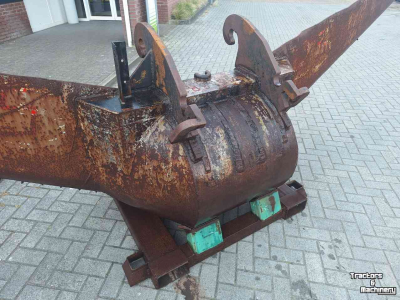 Excavator buckets  Taludbak CW30