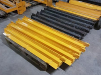 Diverse used spare-parts  Herder 180 klep voorzijde