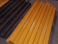 Diverse used spare-parts  Herder 180 klep voorzijde
