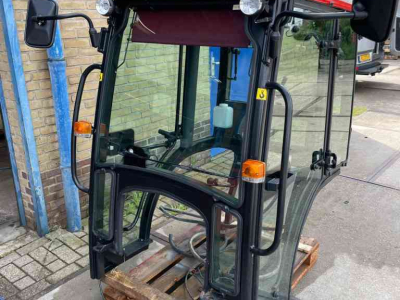 Horticultural Tractors Branson Branson TYM 00 serie cabine compleet