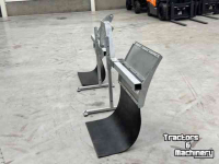 Other tractors and accessories  Spatbord verlengers